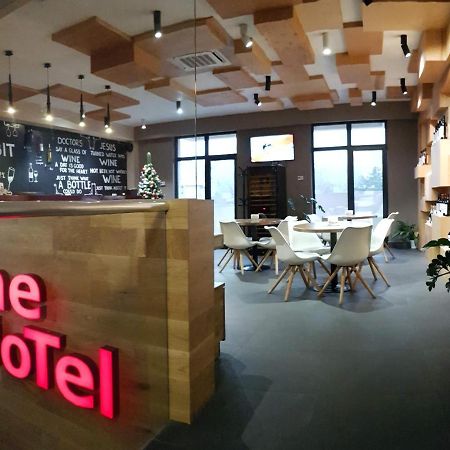 Wine Hotel تشيسيناو المظهر الخارجي الصورة