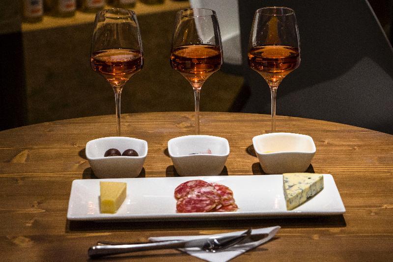 Wine Hotel تشيسيناو المظهر الخارجي الصورة