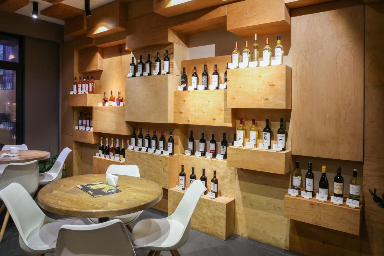 Wine Hotel تشيسيناو المظهر الخارجي الصورة